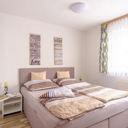 Ferienwohnung Agerblick 3 Zimmer Mit Kueche, 83M2 Lenzing Ngoại thất bức ảnh
